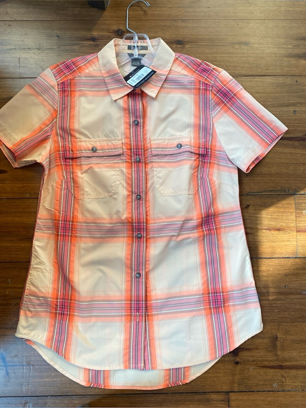 Eddie Bauer Women’s Classic Adventurer 3.0 Plaid Shirt NWT SIZE XS